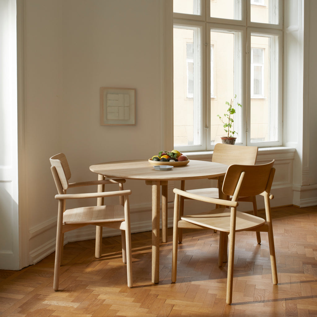 Fritz Hansen Hven Table Round