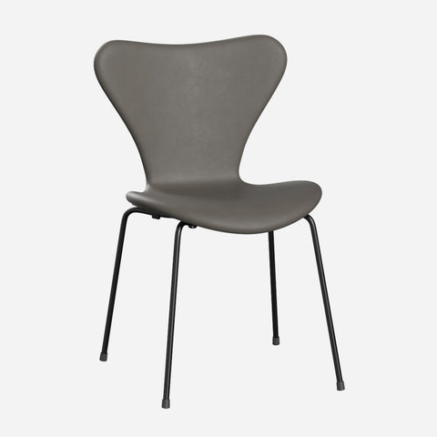 Fritz Hansen Series 7™ Chair Leather